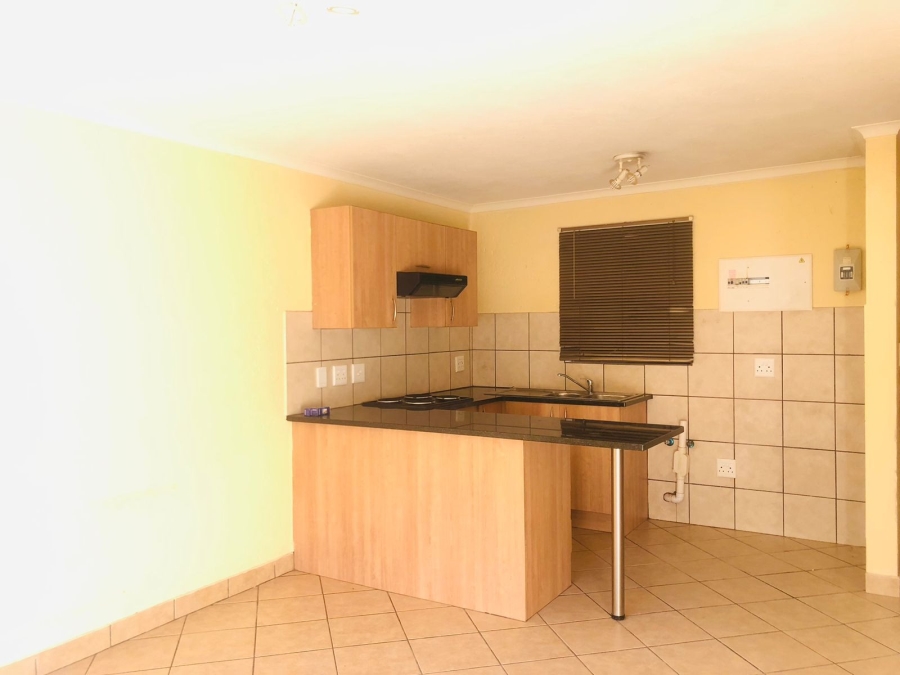 1 Bedroom Property for Sale in Waterval East North West